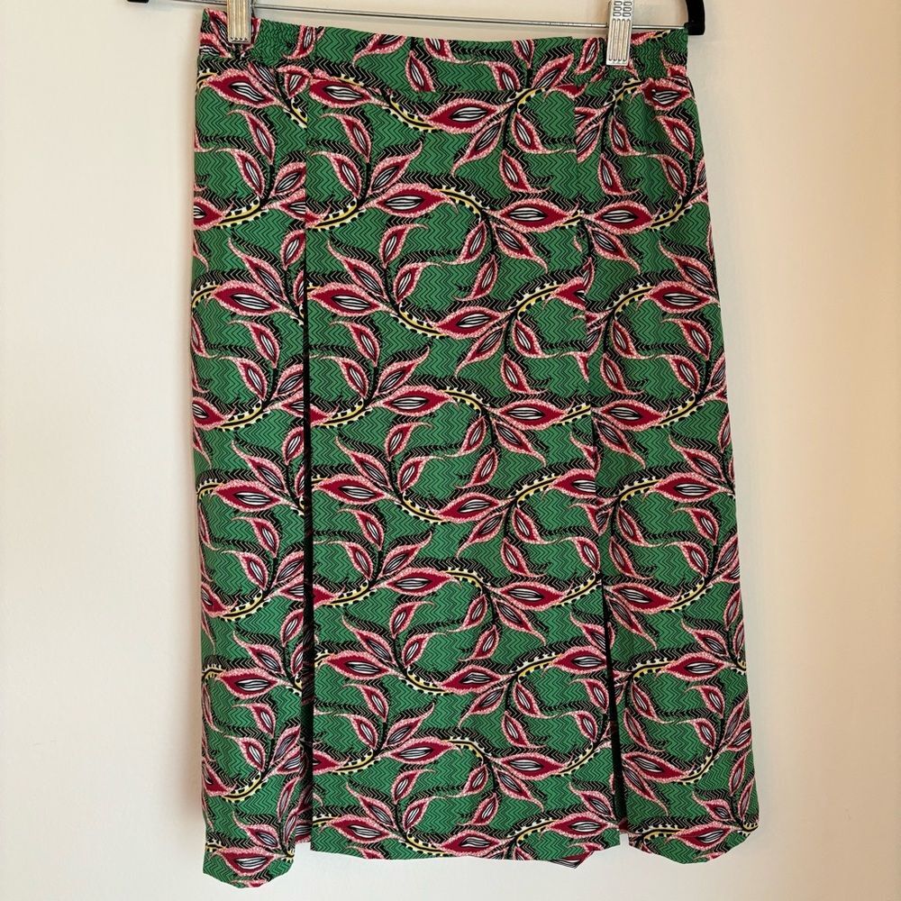 Pleione Women’s peacock bird feather jewel tone knee length pleated skirt large